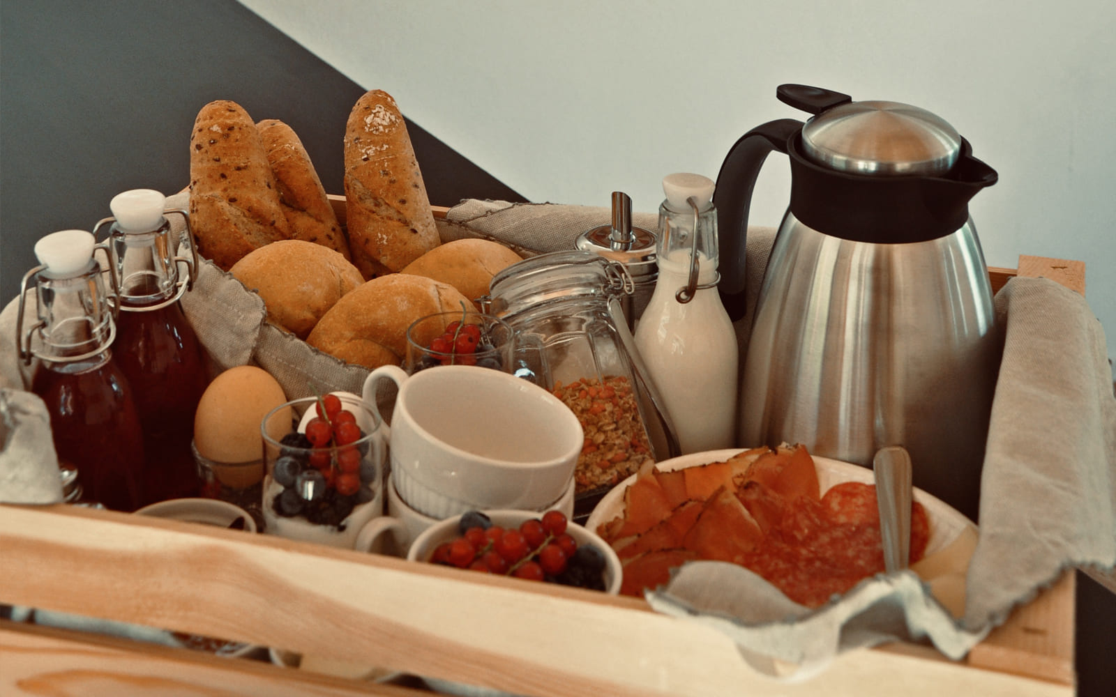 Binderhof Sarns - Hofladen Binderhof Sarns - Frühstück zum verlieben